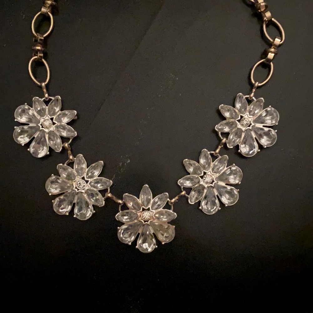 Flower necklace